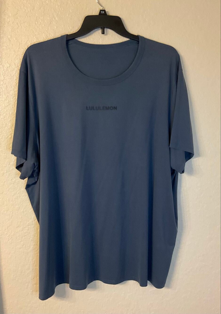 Lululemon Men's Heavyweight Cotton Jersey T-Shirt Wordmark Size 3XL EUC 30" P2P
